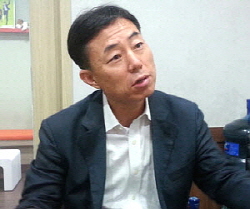 인도네시아 아웃소싱산업을 알리기 위해 지난 2일 한국을 찾은 김갑용 샴스코 이사는 인력과 천연자원이 풍부한 인도네시아가 향후 아웃소싱산업의 블루오션으로 자리매김할 것이라고 전망했다. = 추민선 기자