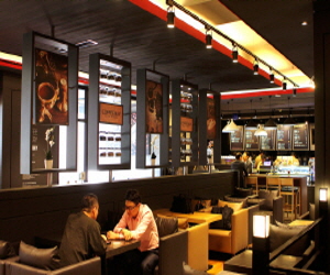 커피베이 중국 심양 1호점 &copy; 커피베이