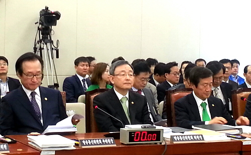  최성준 방통위원장은 지상파 광고총량제 도입 관련 이번주 내 연구결과를 도출하고, 이를 통해 광고총량제를 시행할 계획이라고 밝혔다. ⓒ 프라임경제
